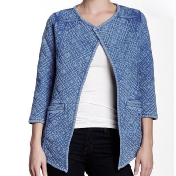 Quilted Lucky 🍀 Quarter Sleeved Coat - Picture 2 of 8